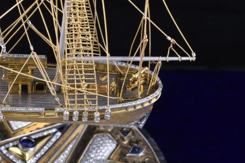 MODEL IN GOLD, DIAMONDS AND SAPPHIRES OF THE FRENCH SHIP "L