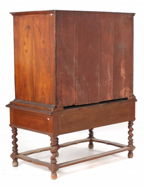 "HIGHBOY", ENGLISH HIGH CHEST OF DRAWERS, WILLIAM AND MARY