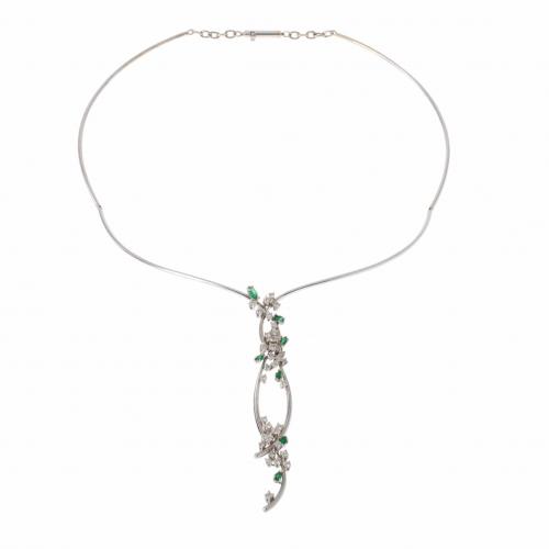 EMERALDS AND DIAMONDS RIGID NECKLACE, 20TH CENTURY.