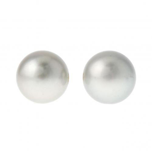 TAHITI PEARLS EARRINGS.