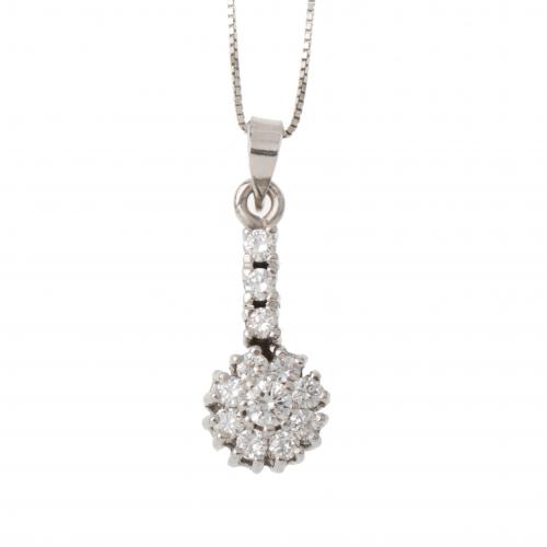 DIAMONDS ROSETTE PENDANT WITH CHAIN.