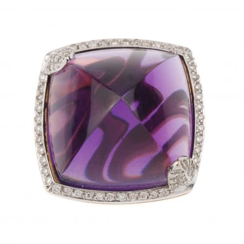 LARGE AMETHYST RING.