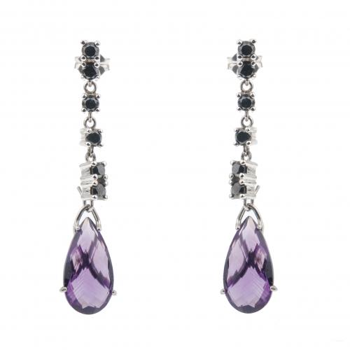 GOLD EARRINGS WITH BLACK DIAMONDS AND AMETHYSTS.