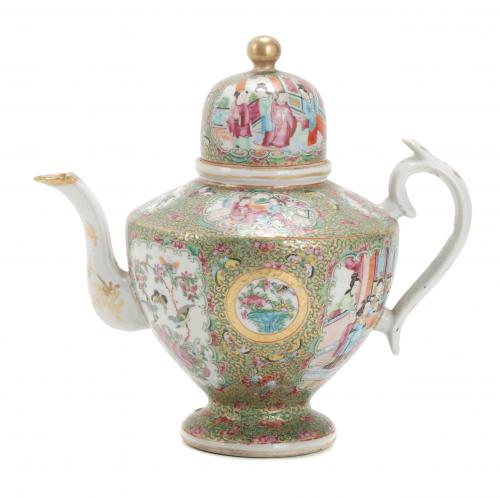 CHINESE TEAPOT, FIRST HALF 20TH CENTURY.