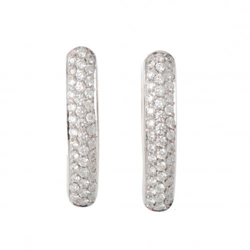 DIAMONDS PAVÉ EARRINGS.