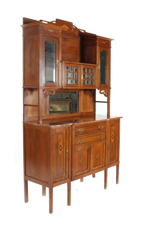 CATALAN DISPLAY CABINET, 1920-1930.