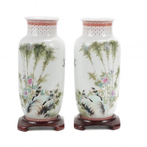 PAIR OF CHINESE VASES, SECOND HALF 20TH CENTURY.