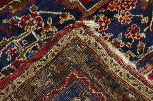 ORIENTAL CARPET, 20TH CENTURY