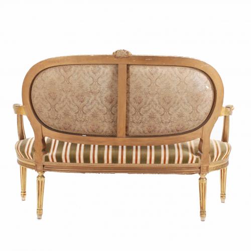 LOUIS XVI STYLE SOFA, FIRST THIRD 20TH CENTURY.