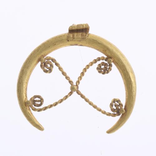 LUNULA PENDANT, ROMAN EMPIRE, 1ST-8TH CENTURY AD.