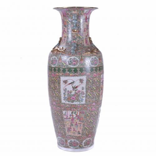 LARGE CHINESE VASE, FIRST HALF OF THE 20TH CENTURY.