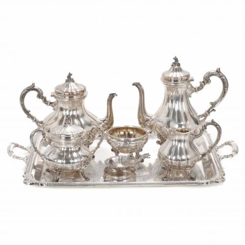 PERUVIAN SILVER TEA AND COFFEE SET, SECOND HALF OF THE 20TH CENTURY.