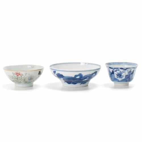 THREE CHINESE BOWLS, 19TH - 20TH CENTURIES.