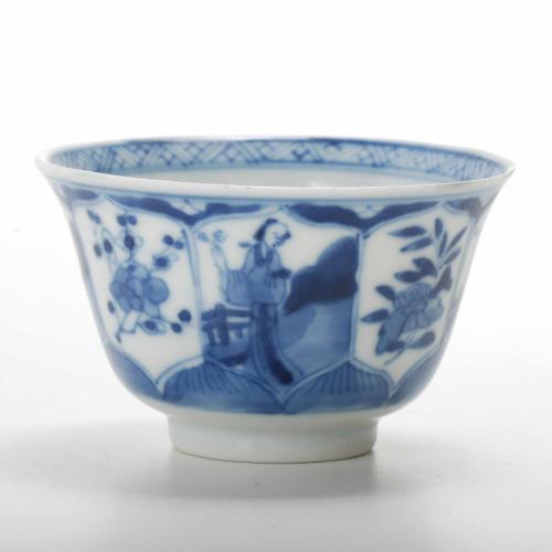 THREE CHINESE BOWLS, 19TH - 20TH CENTURIES.