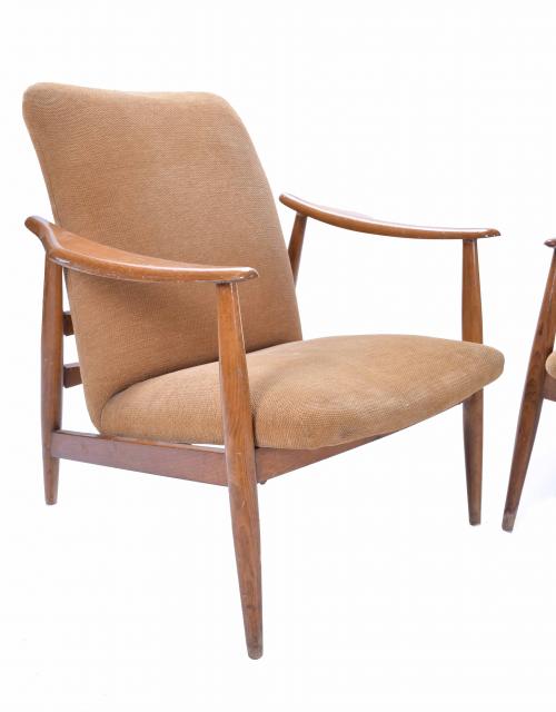 AFTER A MODEL BY GIO PONTI (1891-1979). PAIR OF ARMCHAIRS.