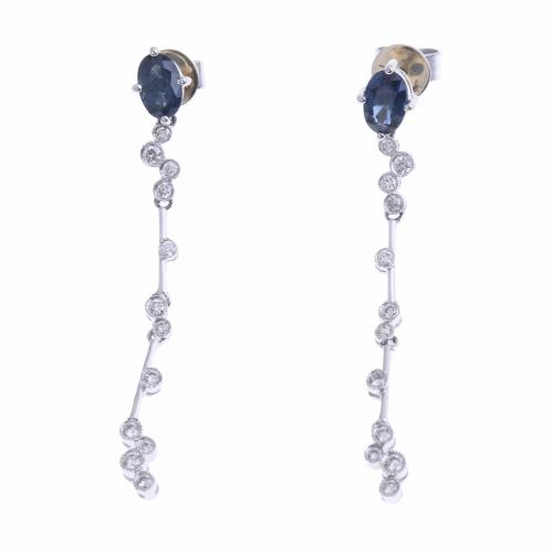 LONG EARRINGS WITH DIAMONDS AND SAPPHIRE.