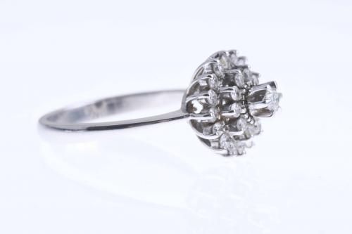 DIAMONDS ROSETTE RING.