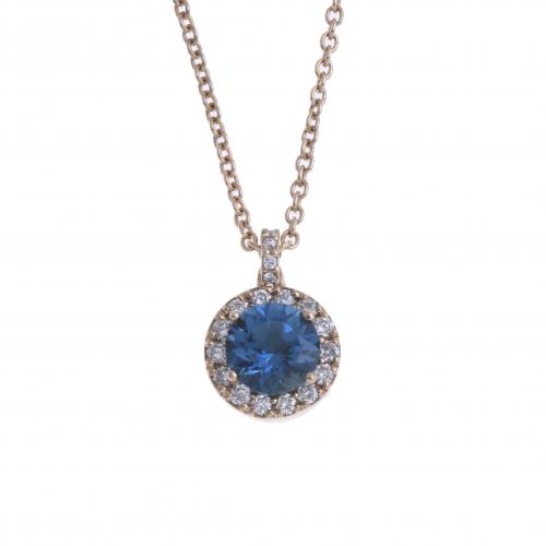 NECKLACE WITH BLUE QUARTZ AND BRILLIANT PENDANT.