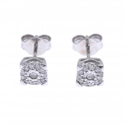 DIAMONDS ROSETTE EARRINGS.