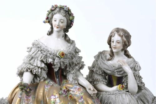 GERMAN PORCELAIN GROUP "L&#39;IMPÉRATRICE EUGÉNIE AU TRIANON", 