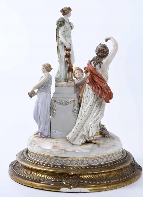 MEISSEN. LARGE GERMAN DECORATIVE CENTREPIECE WITH MYTHOLOGI