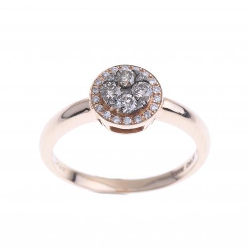 ROSE GOLD AND DIAMONDS RING.