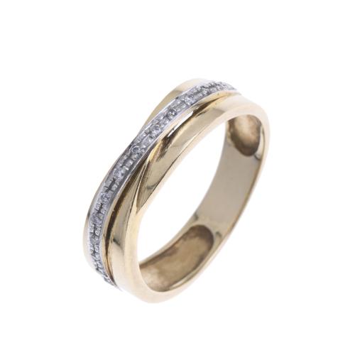 GOLD AND DIAMONDS THREAD RING.