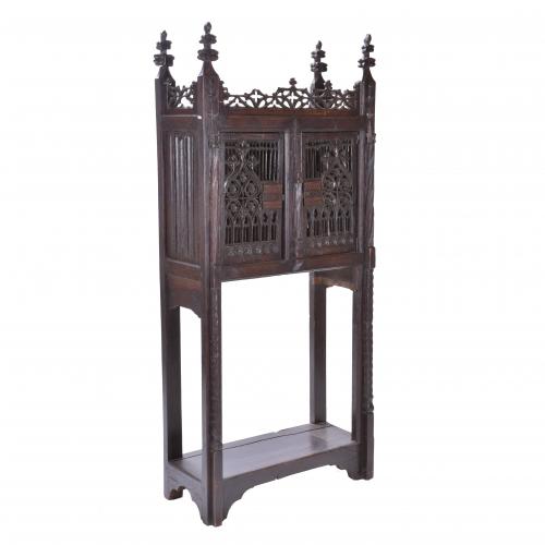 SPANISH GOTHIC CUPBOARD, 19TH CENTURY.