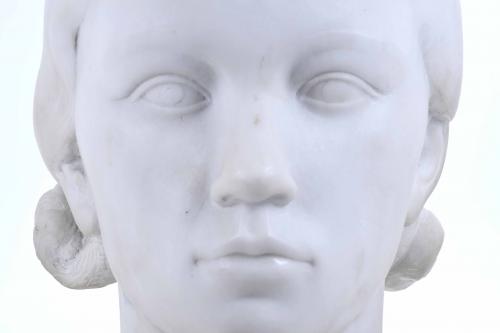 CATALAN SCHOOL, FIRST HALF 20TH CENTURY. "BUST  OF A GIRL".