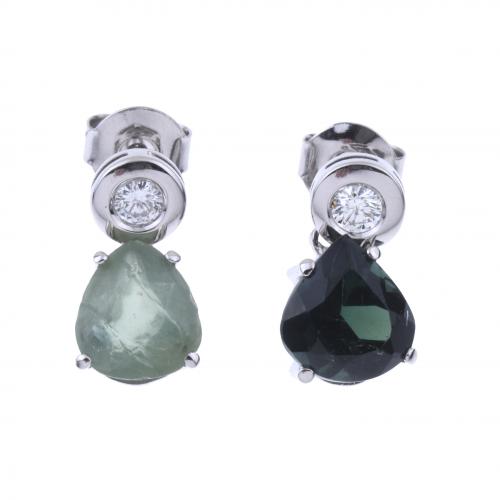 PENDIENTES TURMALINAS DE DOS COLORES Y DIAMANTES.