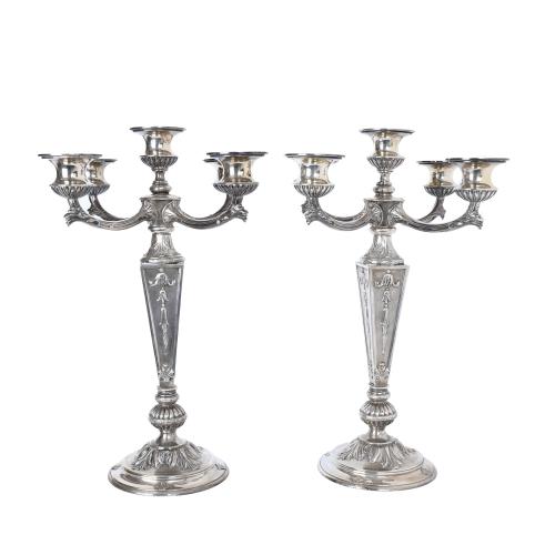 MASRIERA Y CARRERAS. PAIR OF BARCELONA SILVER CANDELABRA, FIRST THIRD 19TH CENTURY.