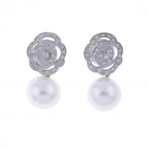 TOUS. WHITE GOLD EARRINGS WITH PEARL AND DIAMONDS.