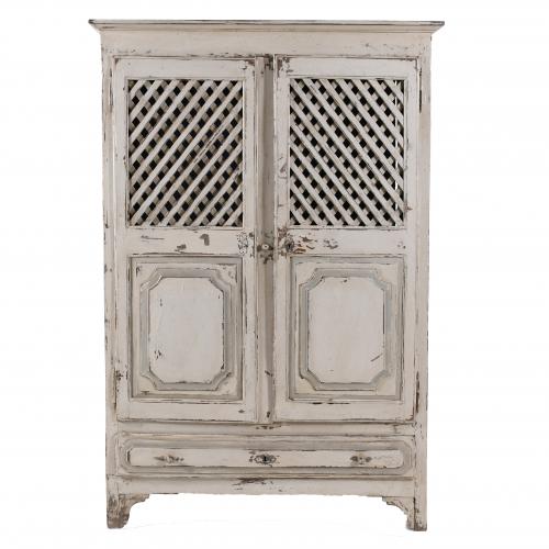 PROVENÇAL STYLE CUPBOARD, MID 20TH CENTURY.