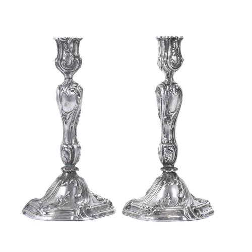 PAIR OF LOUIS XV STYLE SILVER CANDLESTICKS, PROBABLY FROM BARCELONA, 18TH CENTURY.