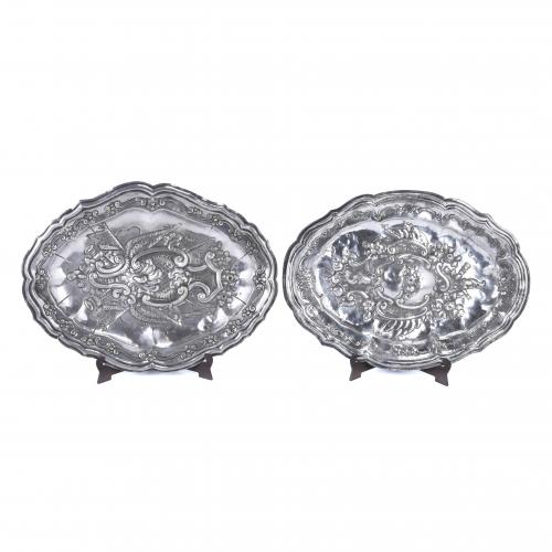 PAIR OF CORDOVAN ORNAMENTAL TRAYS IN SILVER, 1783.