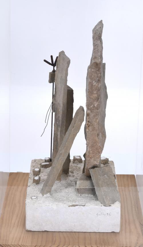 MANUEL SOLÀ (1950). "EL LUGAR DE LOS HOMBRES PIEDRA", 1996.