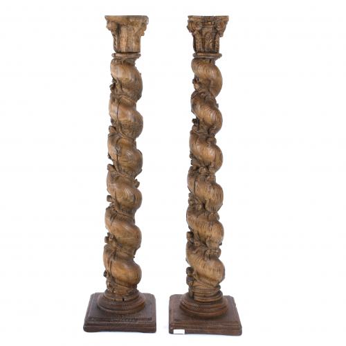 PAIR OF SPANISH SOLOMONIC COLUMNS, 18TH CENTURY.