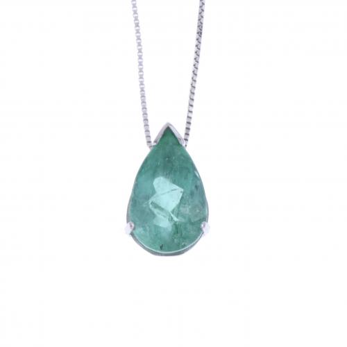 PENDANT WITH EMERALD.