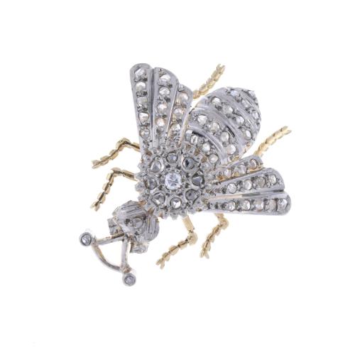 FLY BROOCH WITH DIAMONDS.