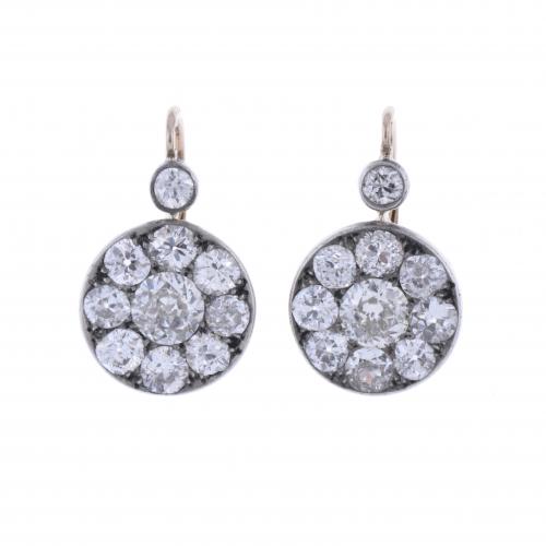 DIAMONDS ROSETTE EARRINGS.