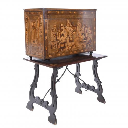 GERMAN DESK FROM NUREMBERG, 16TH CENTURY.