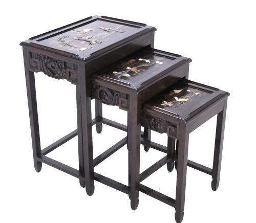 SET OF THREE CHINESE NESTING TABLES, SECOND HALF OF THE 20T