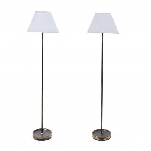 METALARTE. PAIR OF SPANISH FLOOR LAMPS, 1960&#39;S.