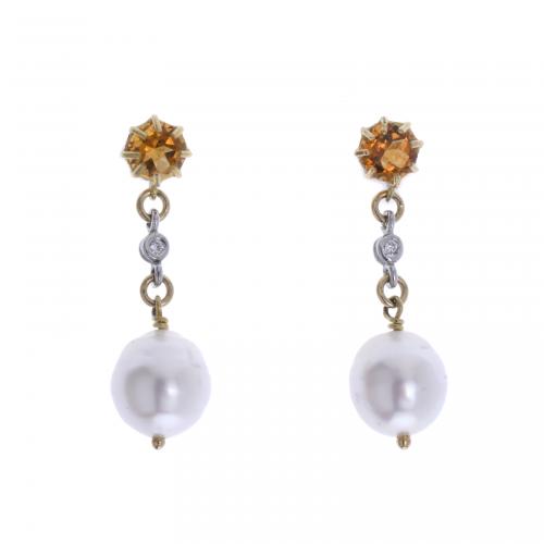 LONG EARRINGS WITH TOPAZES, DIAMONDS AND PEARL.