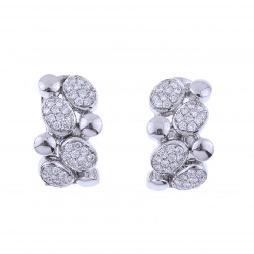 DIAMONDS EARRINGS.