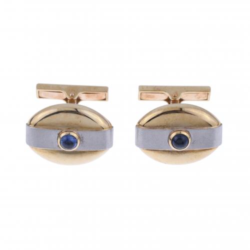 TWO-TONE GOLD AND SAPPHIRE CUFFLINKS.