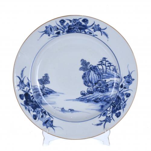 INDIAN COMPANY CHINESE DISH, 18TH CENTURY.