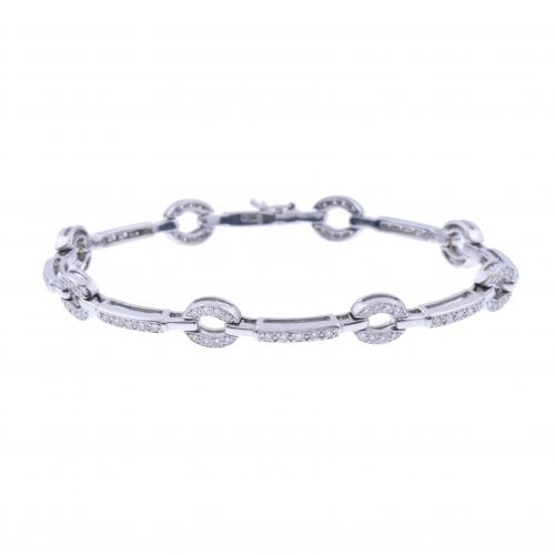 DIAMONDS PAVÉ BRACELET.