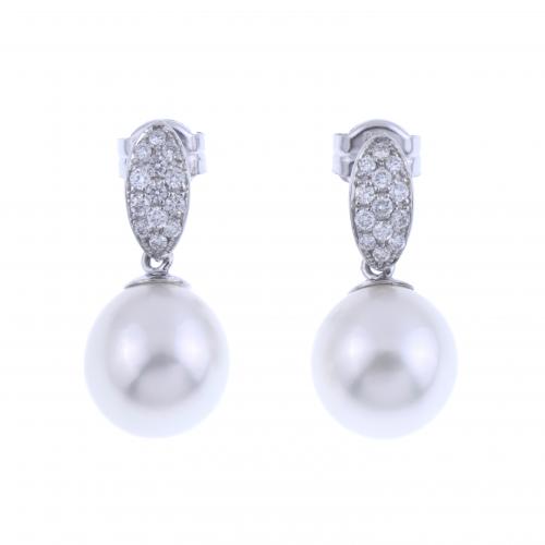 PENDIENTES LARGOS CON PERLA Y DIAMANTES.