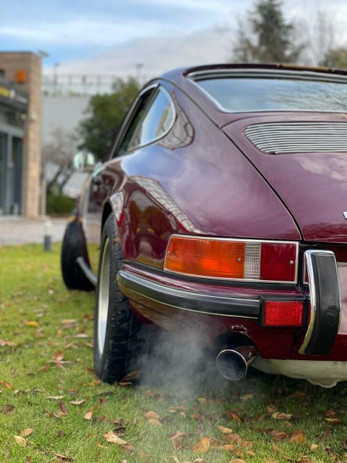 PORSCHE 911 2.2T